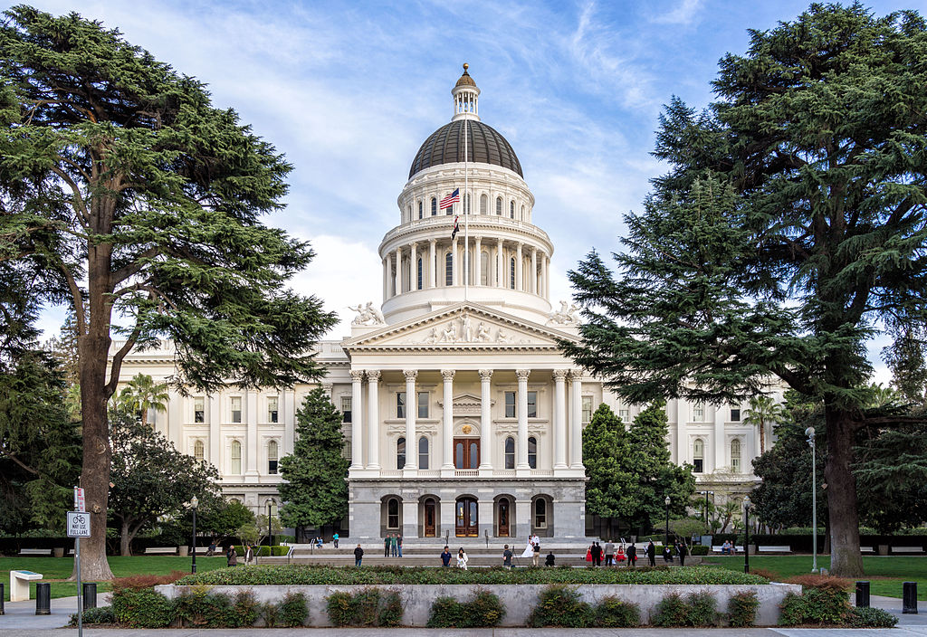 1024px-Sacramento,-California---State-Capitol